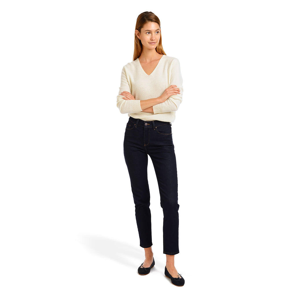 High Rise Mom Oliver Jeans