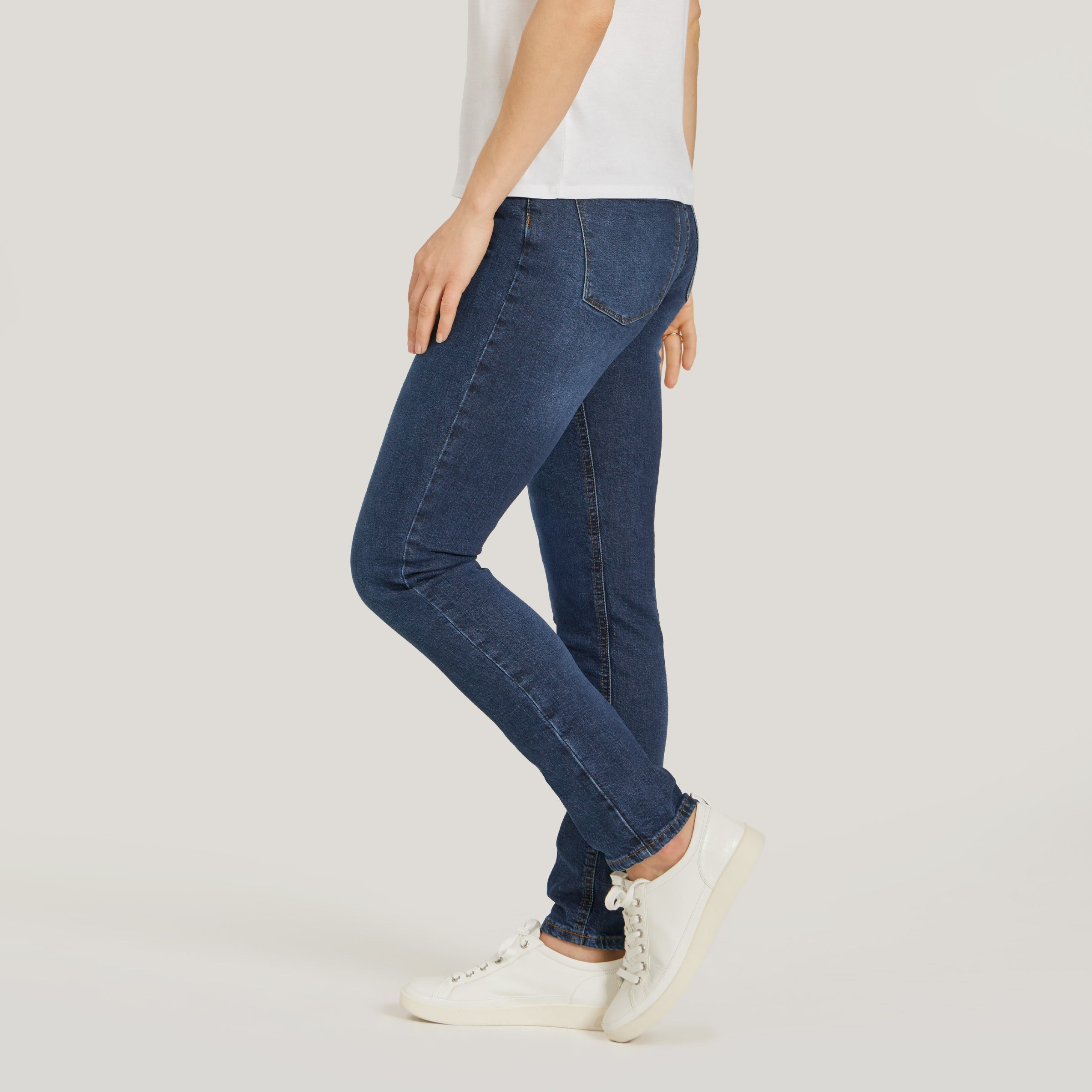 Mid Rise Slim Straight Ridge Jeans